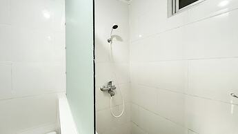 Warm And Nice 2Br At Permata Senayan Apartment