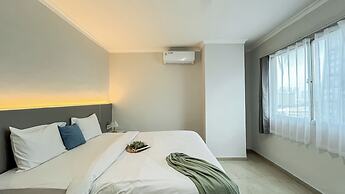 Warm And Nice 2Br At Permata Senayan Apartment