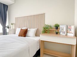 Comfortable And Homey 2Br Apartment Nifarro Park