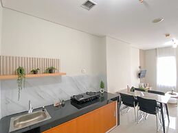 Comfortable And Homey 2Br Apartment Nifarro Park