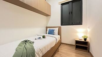 Spacious And Stylish 3Br At Sky House Bsd Apartment