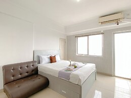 Warm And Good Studio Room At Park View Condominium Apartment