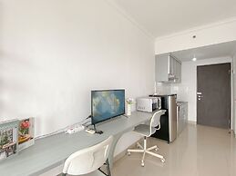 Warm And Good Studio Room At Park View Condominium Apartment