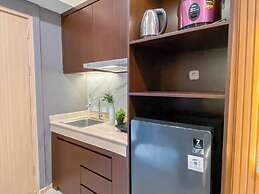 Chic And Cozy Studio At Meikarta Apartment