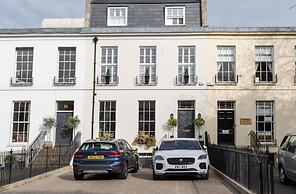 17 Rodney Road