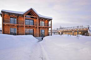 Wooden Villa with pool and sauna
