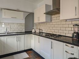 2 Evington Road