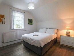 2 Evington Road