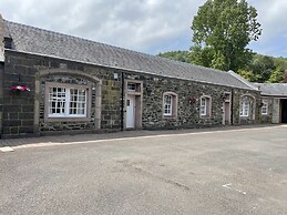 Coach House 5