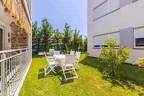 Talea Joyful Stay Beachfront 1BR