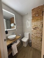 Catalina Suites Hotel