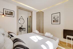 The Upper Marais Superb Apartment for 6 People