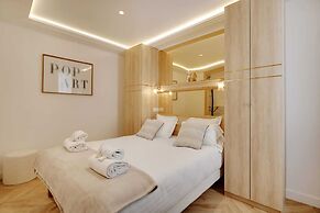 The Upper Marais Superb Apartment for 6 People