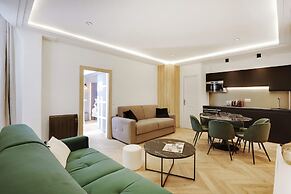 The Upper Marais Superb Apartment for 6 People