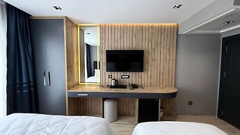 KARACA HOTEL VAN