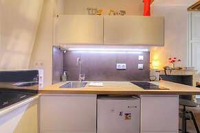 Dify Apartment Ainay