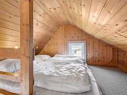 6 Person Holiday Park Home in Hesselager