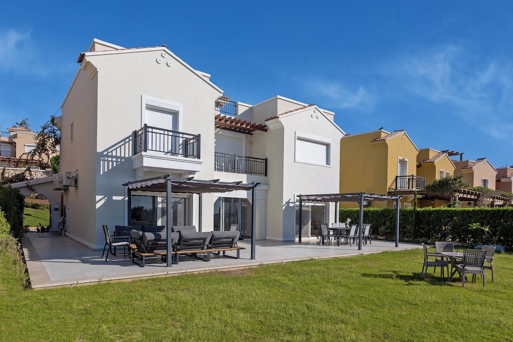 Prime Holidays Mountain View Ras ElHekma