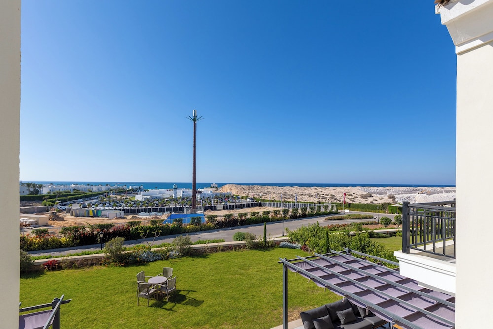 Prime Holidays Mountain View Ras ElHekma