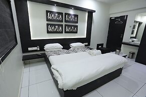 Hotel Paramount Inn