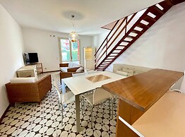 Townhouse With Garden and Terrace