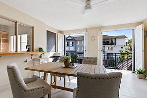 Lakeside Luxe Retreat - Pool View BBQ Spa Bath