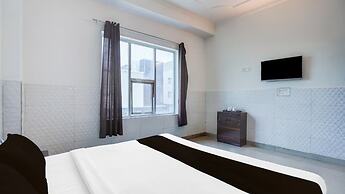 Hotel R K Palace Agra