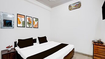 Hotel R K Palace Agra