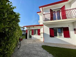 Spacious Villa on two Floors With Corner Garden