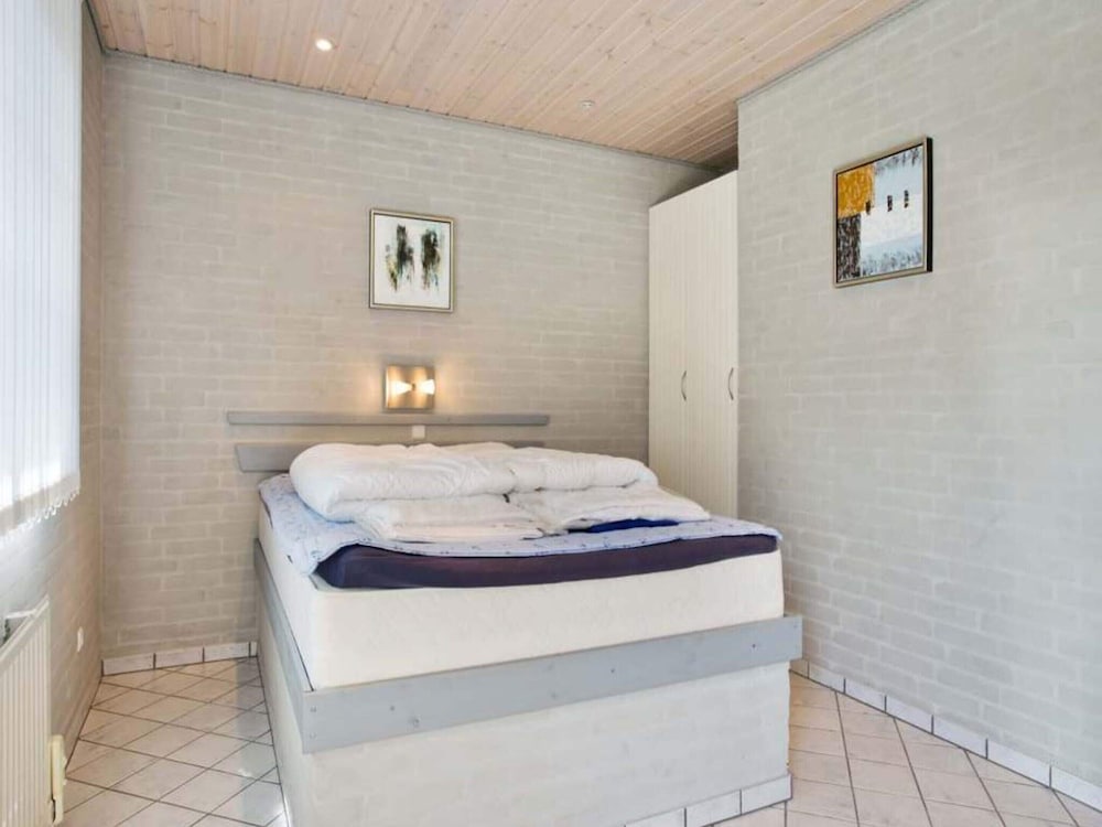 2 Person Holiday Park Home in Graested