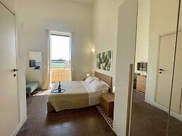 Onlyrooms V - Central & Train Station
