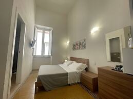 Onlyrooms V - Central & Train Station