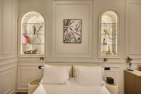Ermou 99 Intelligent Private Suites