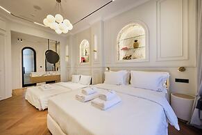 Ermou 99 Intelligent Private Suites