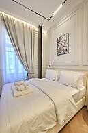 Ermou 99 Intelligent Private Suites