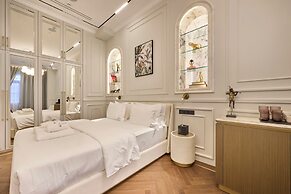 Ermou 99 Intelligent Private Suites