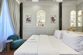 Ermou 99 Intelligent Private Suites