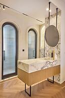 Ermou 99 Intelligent Private Suites
