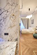 Ermou 99 Intelligent Private Suites