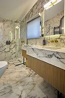 Ermou 99 Intelligent Private Suites