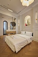 Ermou 99 Intelligent Private Suites