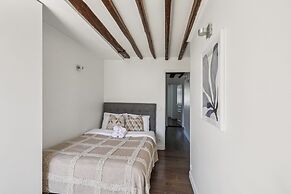 Cozy 2BR Near Parc Monceau & Opera