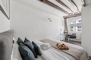 Cozy 2BR Near Parc Monceau & Opera