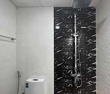 Bright 2bed Family Home: Pool, Gym & Kids Play