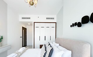 Bright 2bed Family Home: Pool, Gym & Kids Play