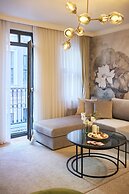 Taksim 360 Lagirio Residence