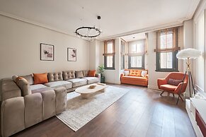 Taksim 360 Lagirio Residence