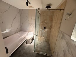 HOTEL CAFE BOUTIQUE
