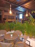 HOTEL CAFE BOUTIQUE