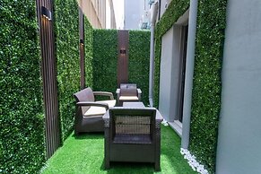 HYATT RESIDENC